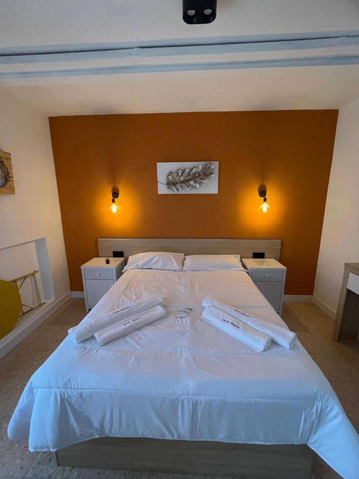 Hotel Arganda 阿尔甘达·德尔·雷伊 外观 照片
