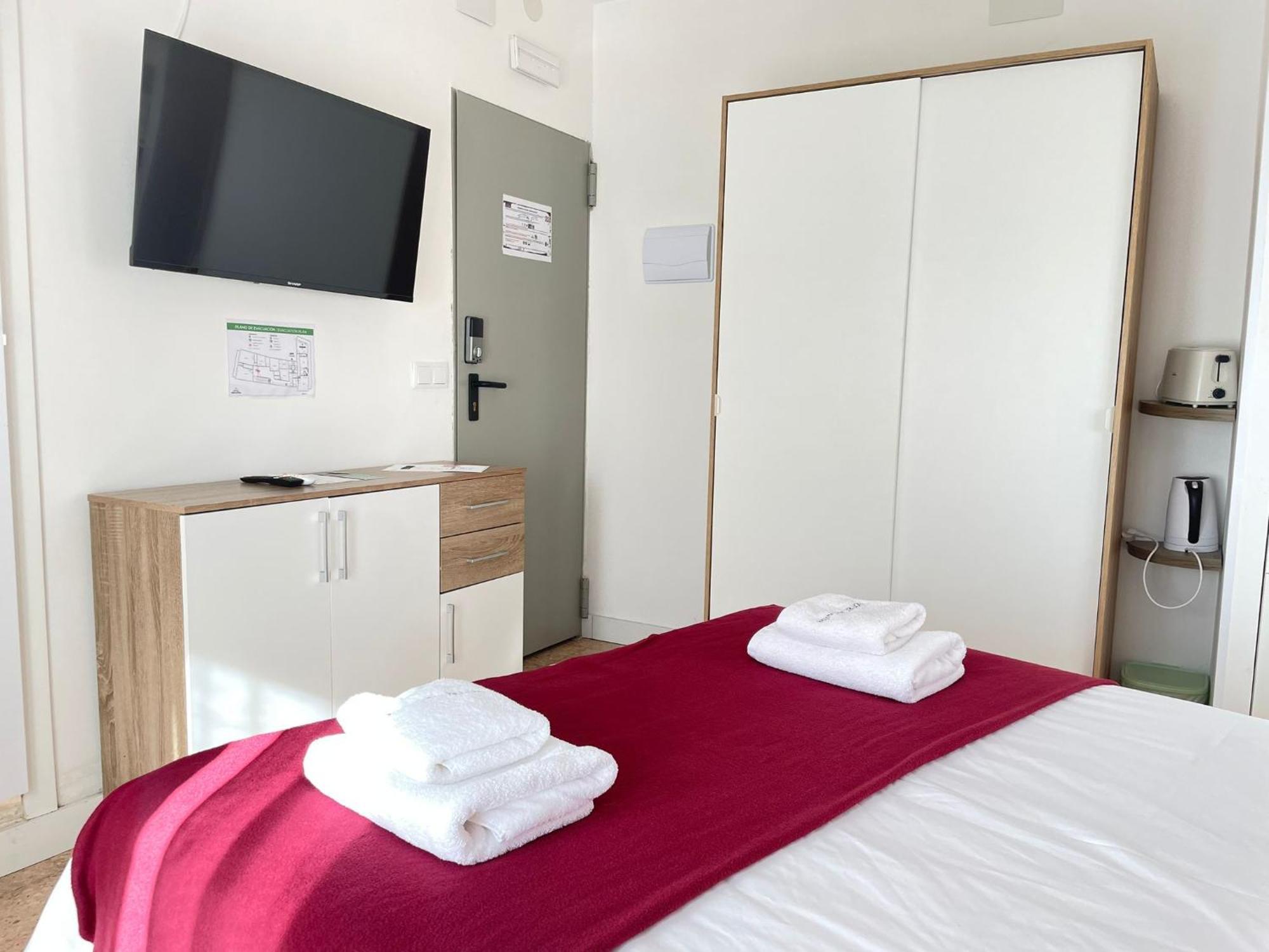 Hotel Arganda 阿尔甘达·德尔·雷伊 外观 照片