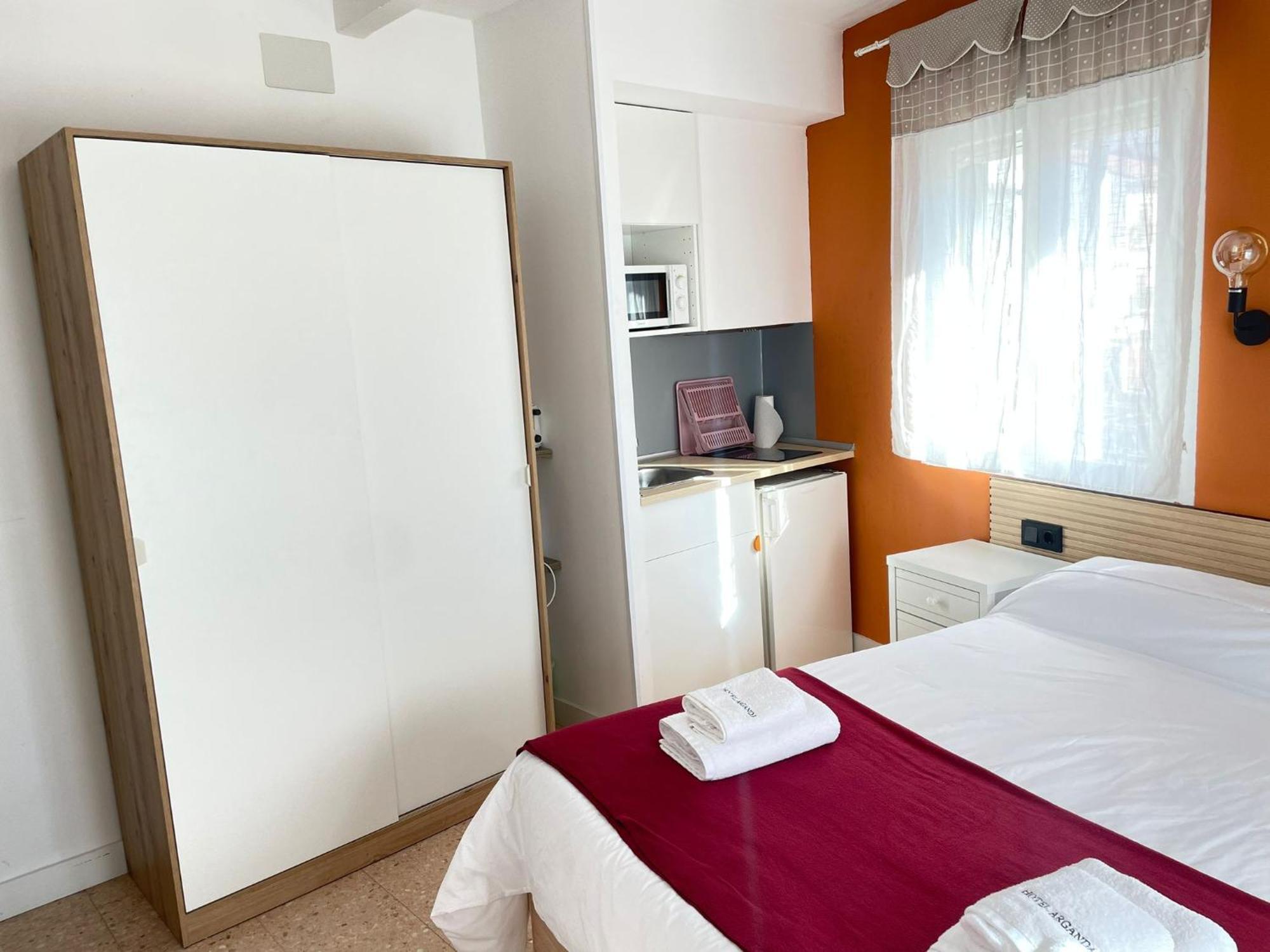 Hotel Arganda 阿尔甘达·德尔·雷伊 外观 照片