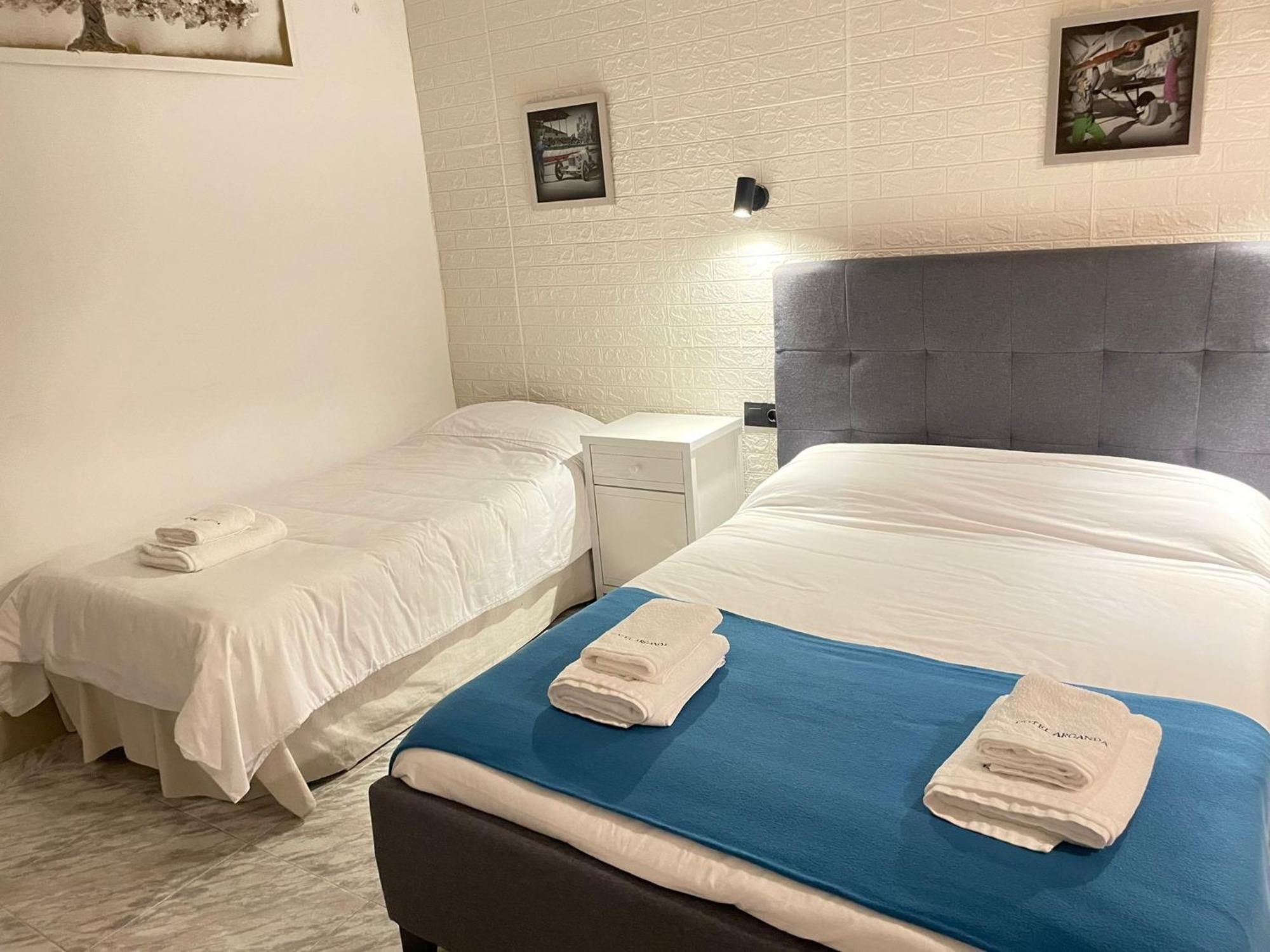 Hotel Arganda 阿尔甘达·德尔·雷伊 外观 照片