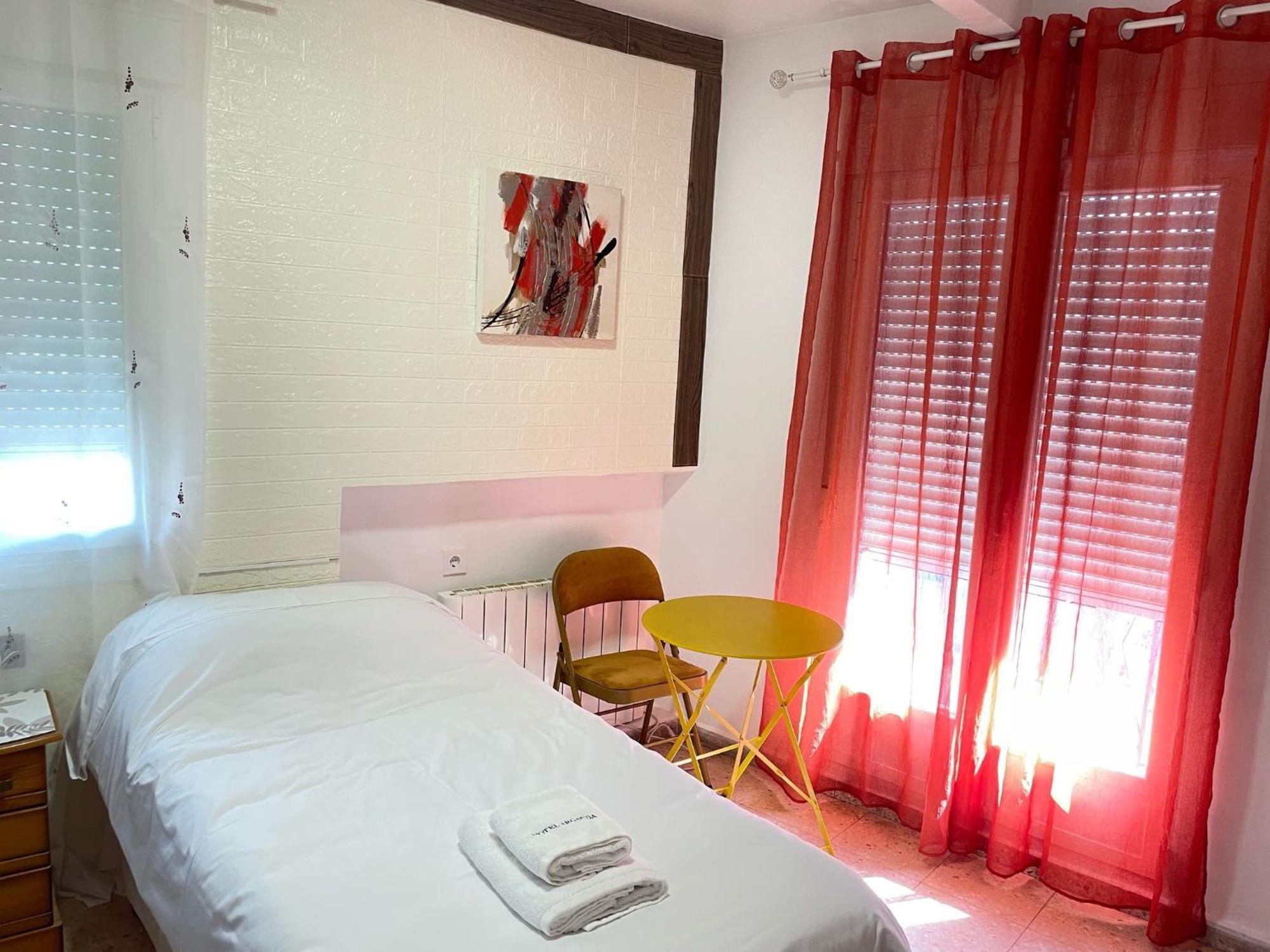 Hotel Arganda 阿尔甘达·德尔·雷伊 外观 照片